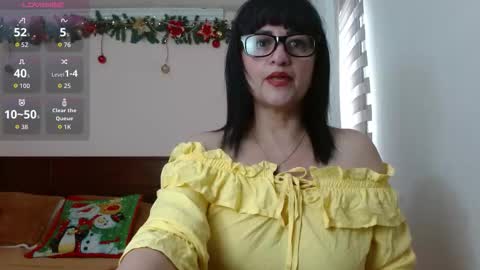 Isabeel Sofia online show from 11/28/25, 04:42