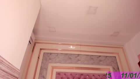 Isabel online show from 01/11/25, 08:11