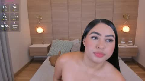 Snapshot of isabel_millher chatting on 03/26/26, 04:51 Isa online show from 03/26/26, 04:51