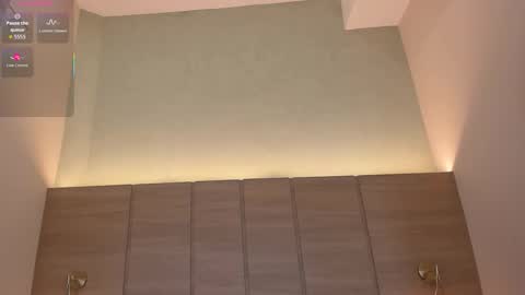 Snapshot of isabel_millher chatting on 03/27/26, 08:26 Isa online show from 03/27/26, 08:26