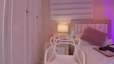 Snapshot of isabela__x chatting on 02/12/26, 11:44 isabela__x online show from 02/12/26, 11:44