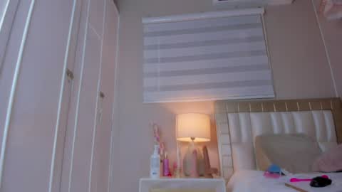 isabela__x online show from 07/28/26, 04:39