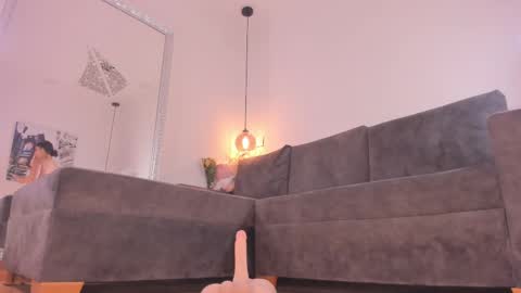 Snapshot of isabela_franco_ chatting on 09/22/25, 11:56 Isabela online show from 09/22/25, 11:56