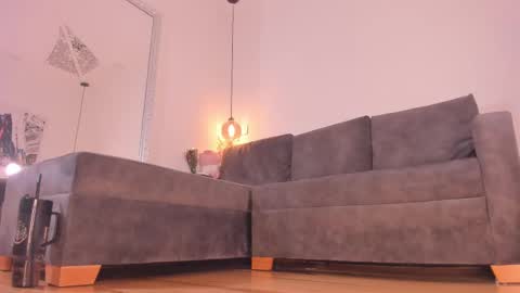 Snapshot of isabela_franco_ chatting on 09/28/25, 11:59 Isabela online show from 09/28/25, 11:59