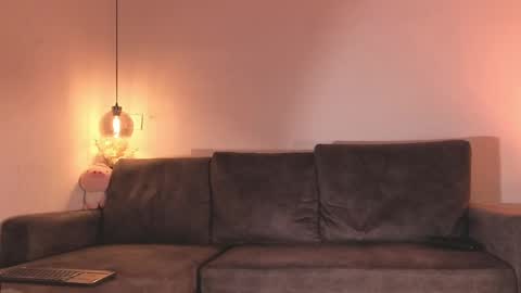 Isabela online show from 04/17/26, 11:46