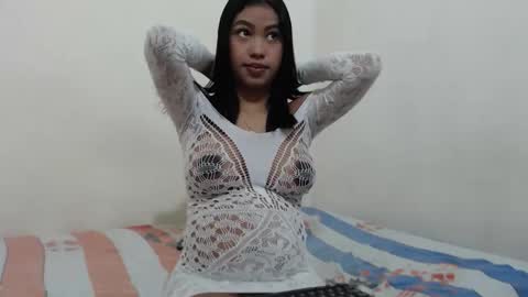isabela_kity online show from 12/16/25, 05:34