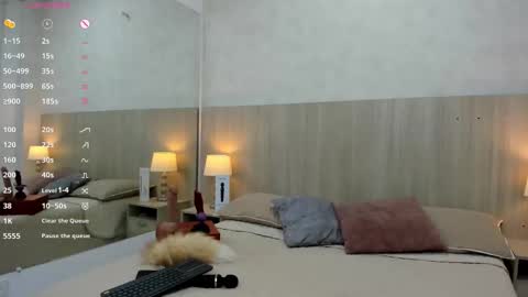 Snapshot of isabela_molina chatting on 03/19/26, 07:40 ISABELA online show from 03/19/26, 07:40