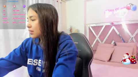 Snapshot of isabela_tay chatting on 12/03/25, 11:30 ISABELA online show from 12/03/25, 11:30