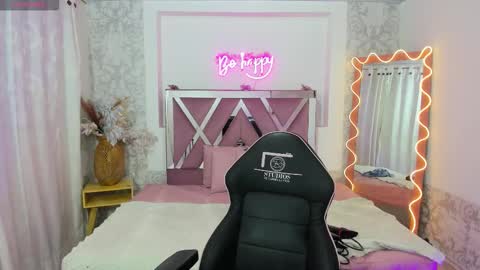 ISABELA  online show from 02/12/26, 11:38