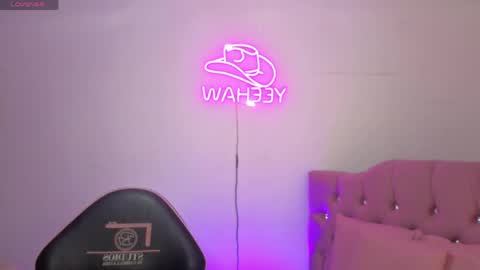 ISABELA  online show from 04/17/26, 11:35