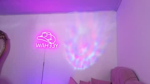Snapshot of isabela_tay chatting on 07/18/26, 11:36 ISABELA online show from 07/18/26, 11:36