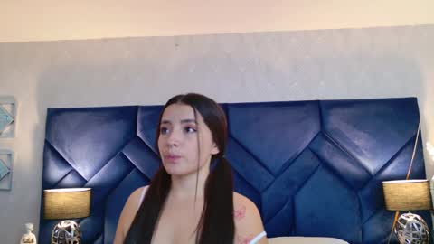 IsabelaCampbell online show from 05/18/26, 06:47