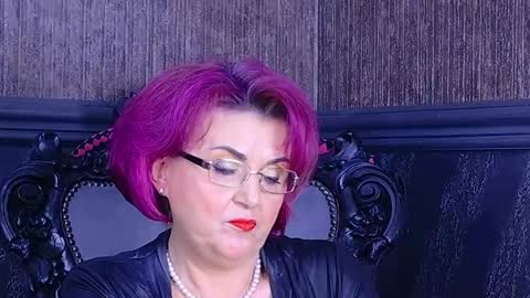 Snapshot of isabelaconte chatting on 04/21/26, 03:02 Isabella Conte online show from 04/21/26, 03:02