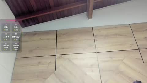  Isabela  online show from 11/07/25, 07:14