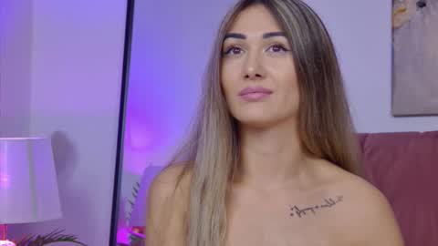 Isa online show from 10/03/25, 01:19