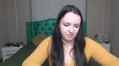 Snapshot of isabelblackberry chatting on 12/16/24, 06:21 IsabelBlackberry online show from 12/16/24, 06:21