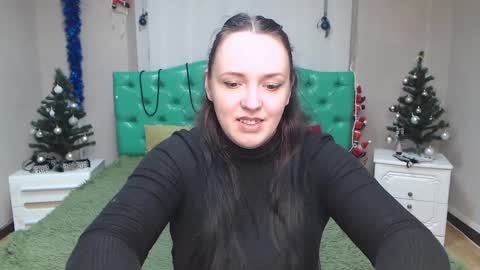 Snapshot of isabelblackberry chatting on 12/28/24, 01:17 IsabelBlackberry online show from 12/28/24, 01:17