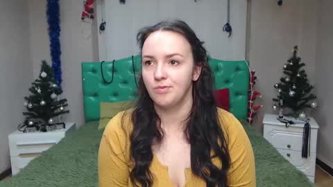 Snapshot of isabelblackberry chatting on 01/06/25, 06:03 IsabelBlackberry online show from 01/06/25, 06:03