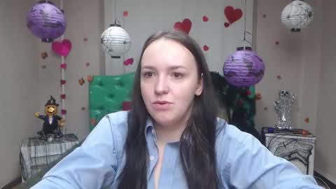 Snapshot of isabelblackberry chatting on 11/03/25, 06:03 IsabelBlackberry online show from 11/03/25, 06:03