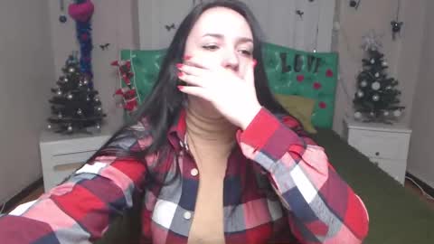 Snapshot of isabelblackberry chatting on 12/21/25, 06:09 IsabelBlackberry online show from 12/21/25, 06:09