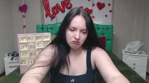 Snapshot of isabelblackberry chatting on 05/05/26, 05:37 IsabelBlackberry online show from 05/05/26, 05:37