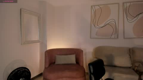 Isabel Bornner online show from 05/17/26, 11:17
