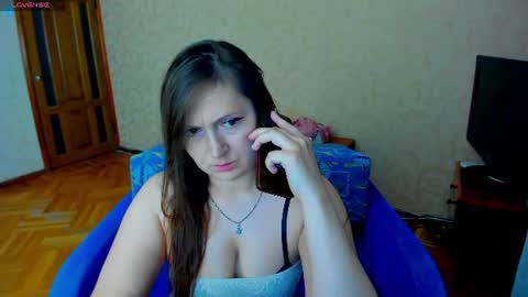Snapshot of isabella666333 chatting on 06/27/26, 06:35 Ella online show from 06/27/26, 06:35