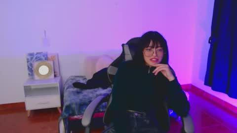 isabella__777 online show from 12/05/25, 06:00