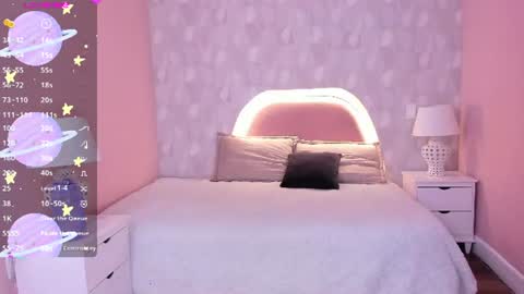 Snapshot of isabella__milf chatting on 07/16/26, 07:20 isabella__milf online show from 07/16/26, 07:20