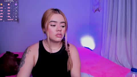 Snapshot of isabella_arias1 chatting on 01/02/25, 11:38 Isabella Arias online show from 01/02/25, 11:38