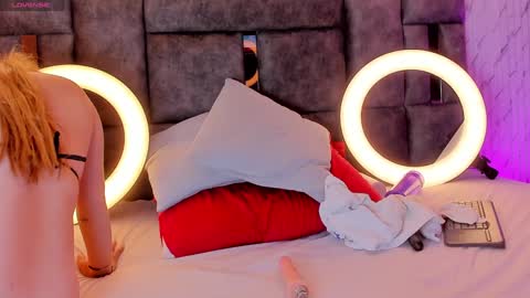 Snapshot of isabella_arias1 chatting on 01/24/25, 07:41 Isabella Arias online show from 01/24/25, 07:41