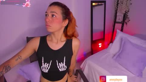 isabella online show from 12/16/25, 08:03