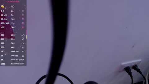 Snapshot of isabella_cherry_ chatting on 10/22/25, 04:13 Isa Online 11pm to 5am Colombia time online show from 10/22/25, 04:13