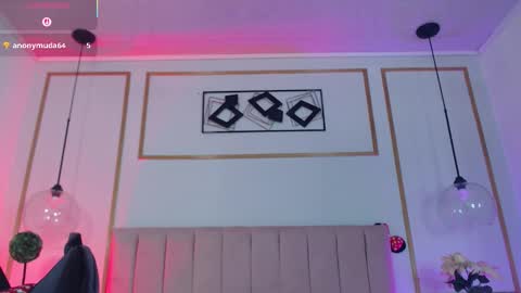 Snapshot of isabella_cherry_ chatting on 10/31/25, 06:09 Isa Online 11pm to 5am Colombia time online show from 10/31/25, 06:09