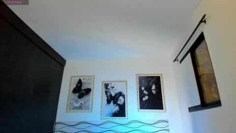 Snapshot of isabella_diazx chatting on 05/27/26, 01:57 Isabella online show from 05/27/26, 01:57