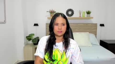 Isabel florez online show from 01/25/25, 12:06