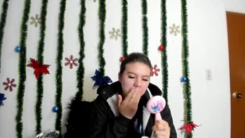 Snapshot of isabella_jaramillo chatting on 12/02/25, 12:21 isabella_jaramillo online show from 12/02/25, 12:21