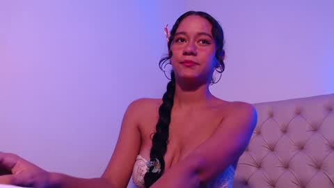 Snapshot of isabella_jazz chatting on 01/23/25, 11:05 isabella_jazz online show from 01/23/25, 11:05