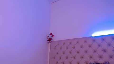 Snapshot of isabella_jazz chatting on 01/28/25, 09:40 isabella_jazz online show from 01/28/25, 09:40