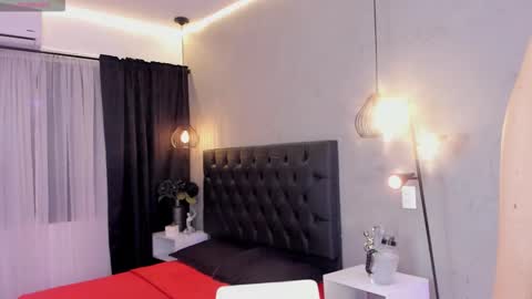 Isabella Nowa online show from 03/13/26, 11:50