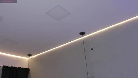 Isabella Nowa online show from 03/15/26, 11:49