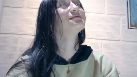 Snapshot of isabella_nowa chatting on 05/21/26, 09:55 Isabella Nowa online show from 05/21/26, 09:55