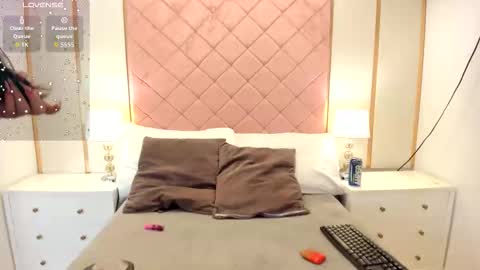 Isabella online show from 02/16/26, 03:24