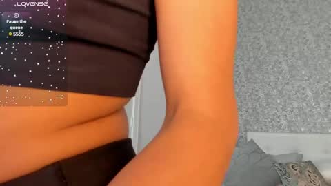 Snapshot of isabella_roberts13 chatting on 02/11/25, 07:59 isa online show from 02/11/25, 07:59