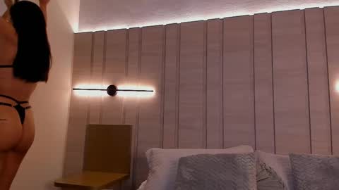 Snapshot of isabella_roberts13 chatting on 10/07/25, 09:01 isa online show from 10/07/25, 09:01