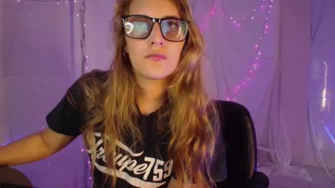 Isabella Rros online show from 02/10/26, 10:03