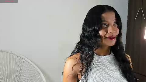 Snapshot of isabella_savina chatting on 06/22/26, 12:35 Isabella online show from 06/22/26, 12:35