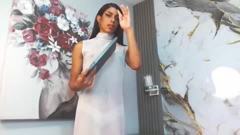 Isabella online show from 01/07/26, 08:00