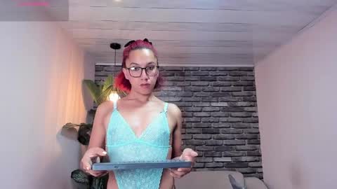 Camila online show from 04/11/26, 11:47