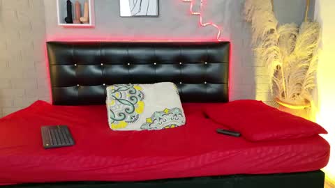 isabella_tayllor_ online show from 05/03/26, 10:27